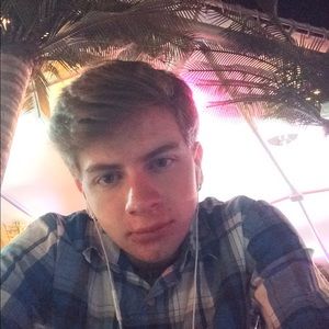 Meet your Posher, Jeffery